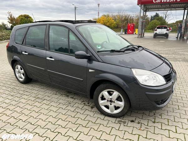 Renault Grand Scenic 1.9 dCi XXL FAP Avantage - 2