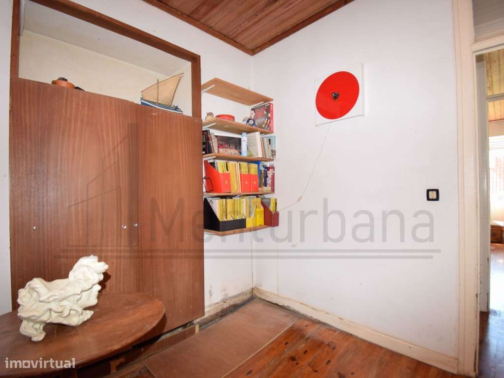 MORADIA INDEPENDENTE NO ESTORIL COM VISTA MAR-39