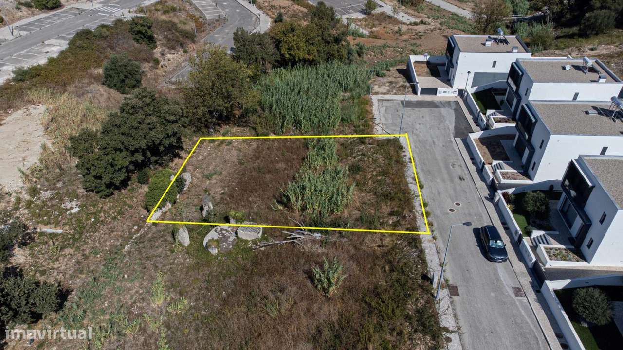 Terreno Urbano à Venda - Quintas das Varandas, Lote 107 - Alenquer,... - Grande imagem: 2/18