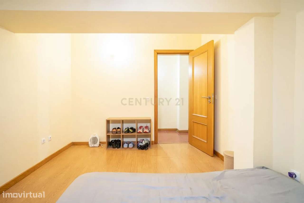 Sótão com dois quartos para venda no centro de Oliveira do Hospital-10