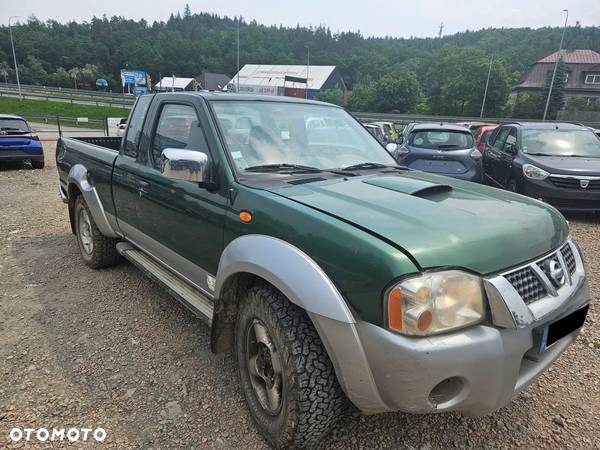 Nissan Navara 2.5 D FE - 5