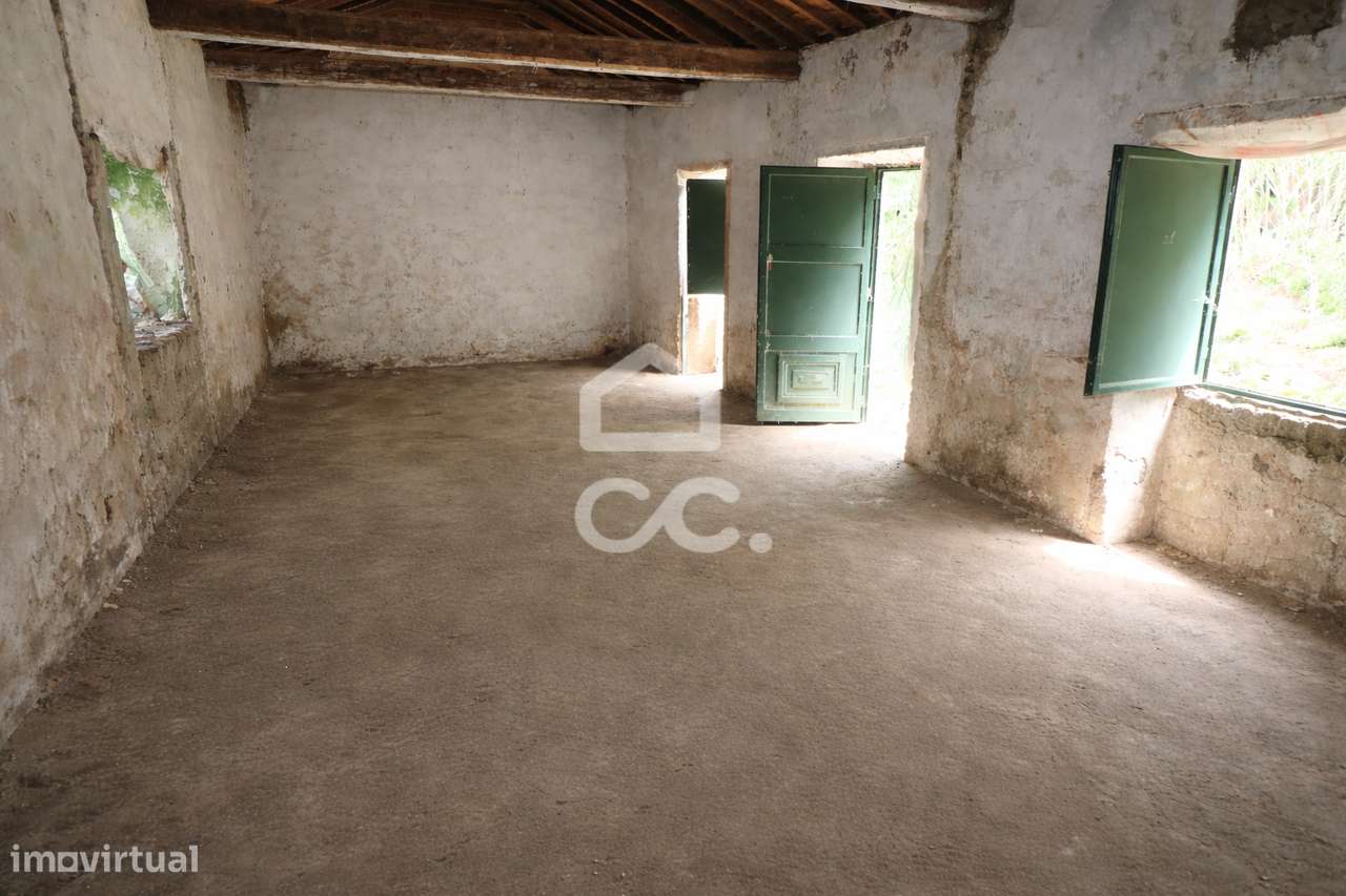 Terreno com Construção - Fenais Ajuda - Ribeira Grande - Grande imagem: 4/10