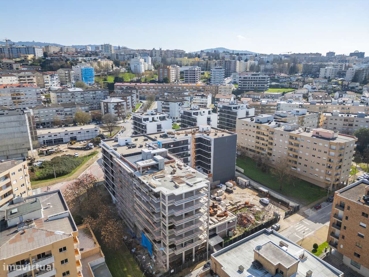 Exclusivo T3 Novo no Último Piso | 196 m² | Duas Frentes-41