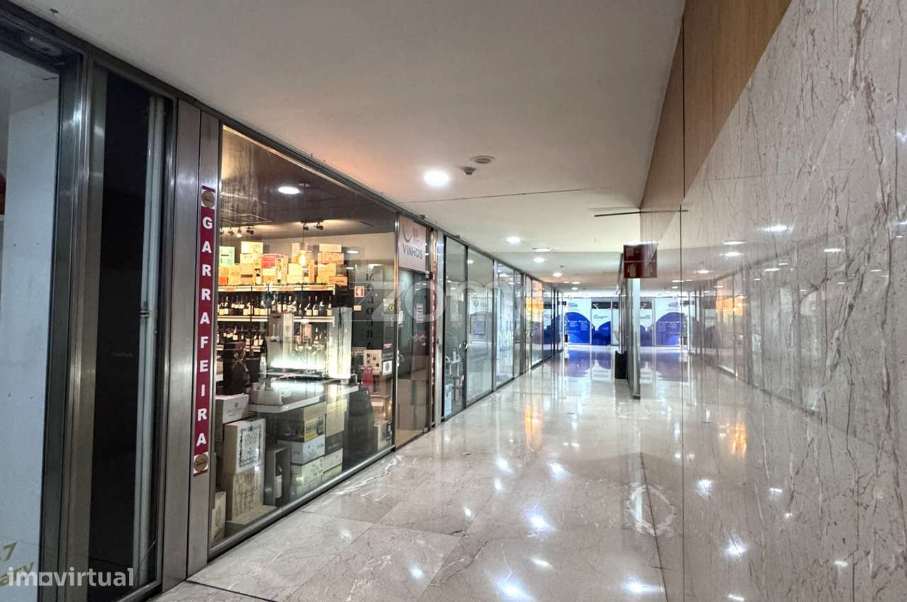 Loja no Centro Comercial São Francisco - Grande imagem: 5/7