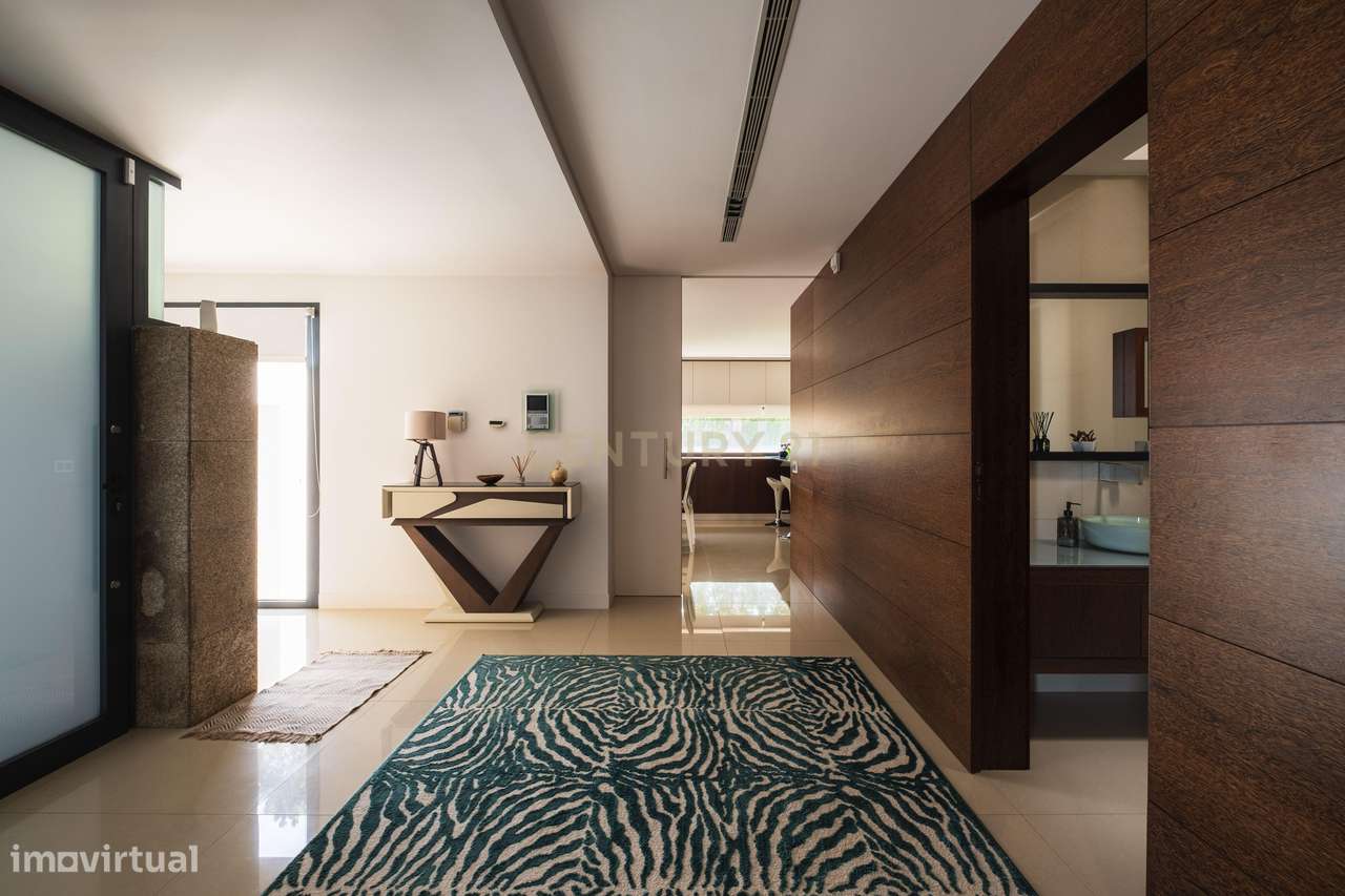 Luxuosa Moradia T4 com Piscina e Vista Panorâmica em Lousada - Grande imagem: 5/60