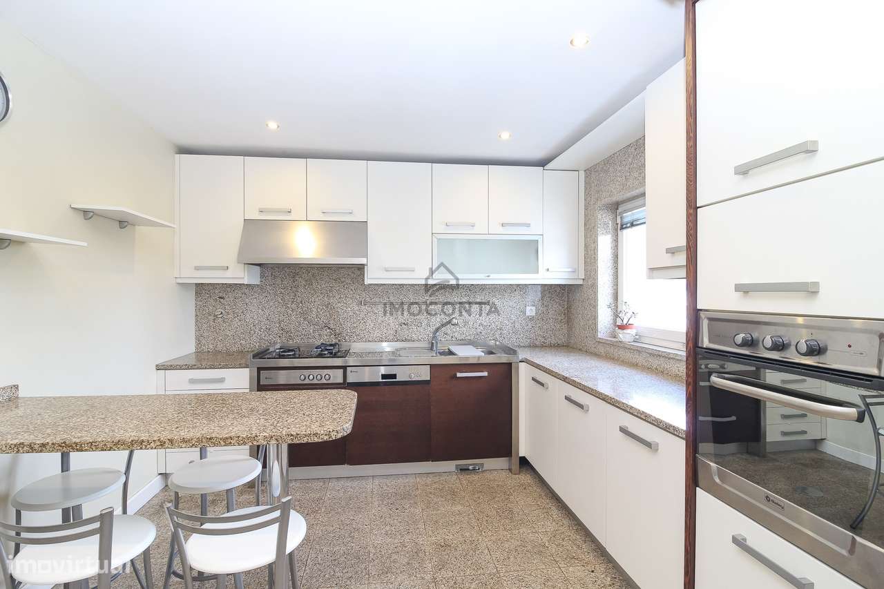 T4 Duplex c/Box no centro de Ermesinde - Grande imagem: 5/31