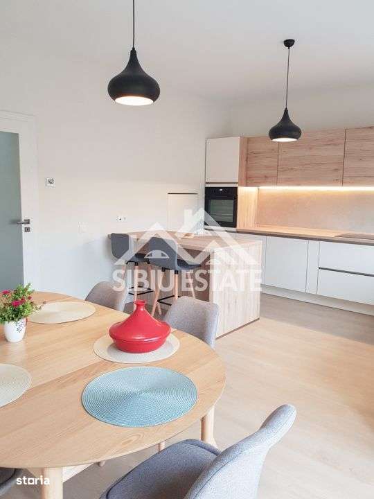 Casa individuala de inchiriat , moderna, prima inchiriere, - Cisnadioa - Imagine principală: 4/15