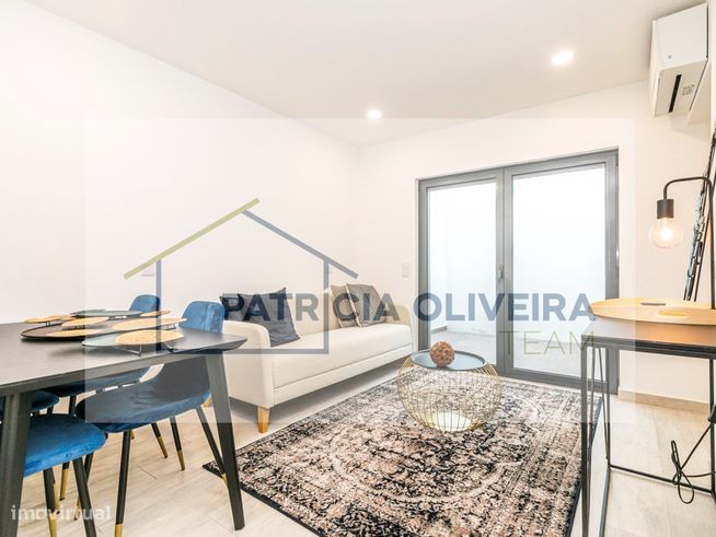 Moradia Duplex a Estrear com duas SUITES , dois TERRAÇOS E estacion...-1