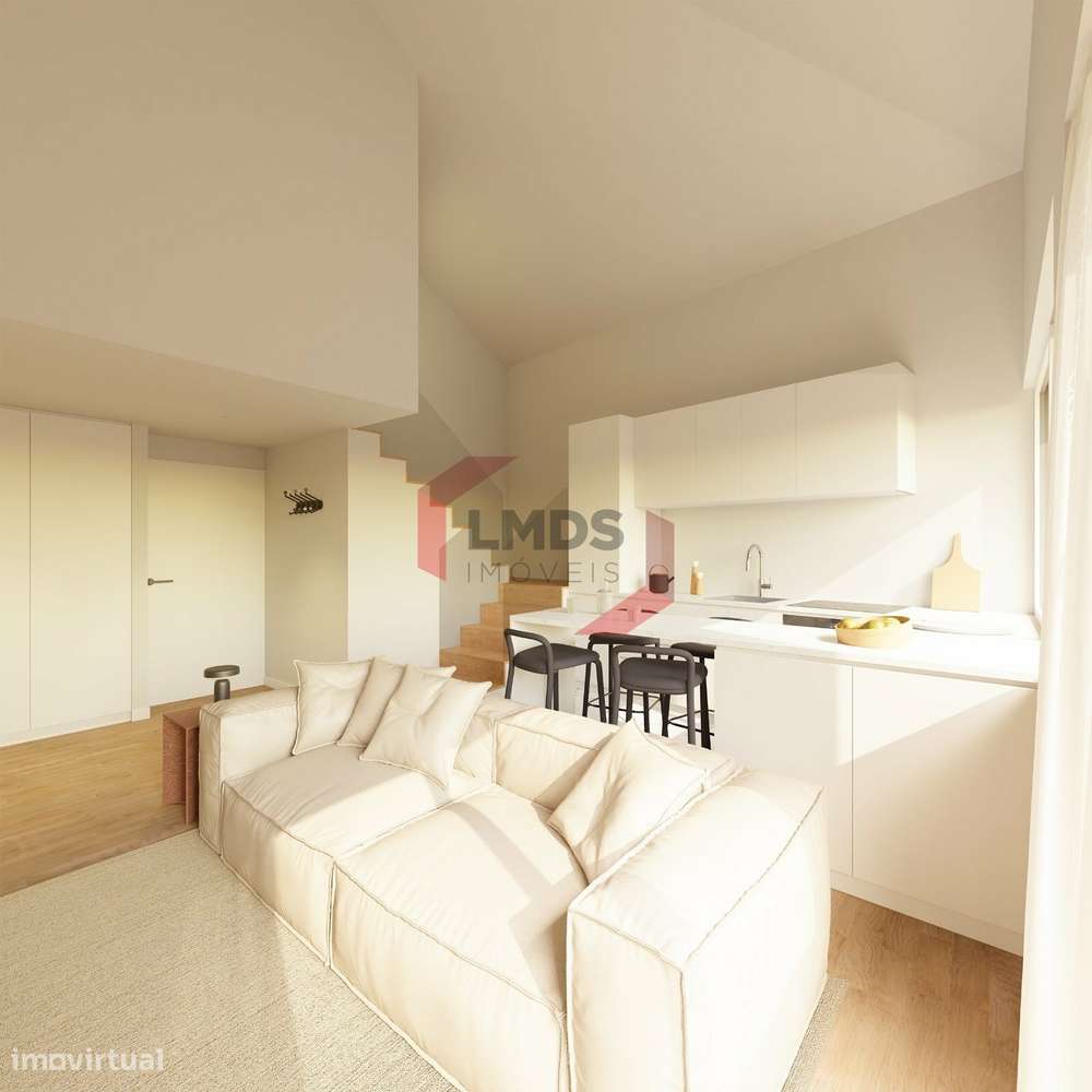 Apartamento T1+1 - Rua Nove de Julho - Porto - Grande imagem: 2/15