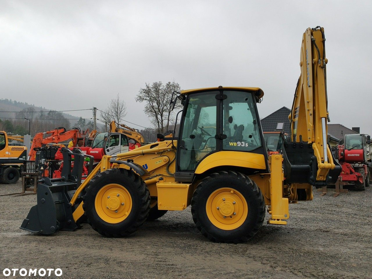 Komatsu WB 93S-5E0 Bez Luzów Zadbana Sprawna Super Stan !!! - 5