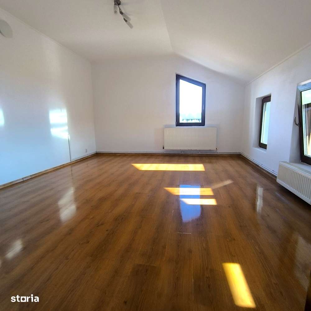 Vila de vanzare, 1070 mp teren, realizata in reg. proprie, COMISION 0%-5