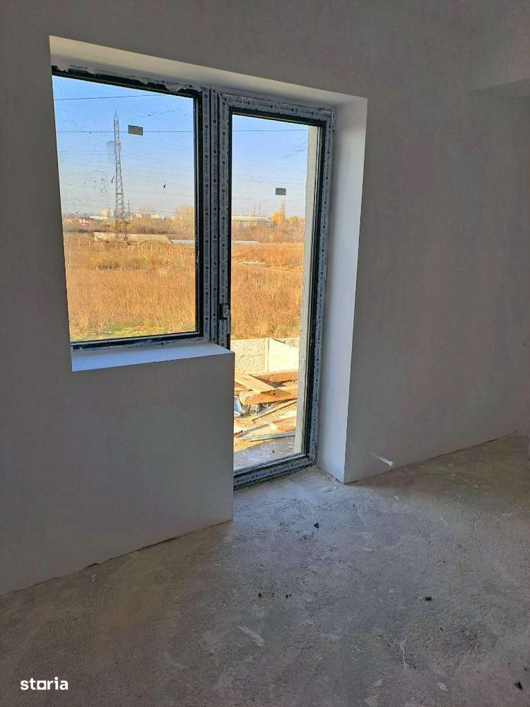 DamilaCăpșunerieP+E,4cam,living,c. electric,apă3băi,fosă septica-6