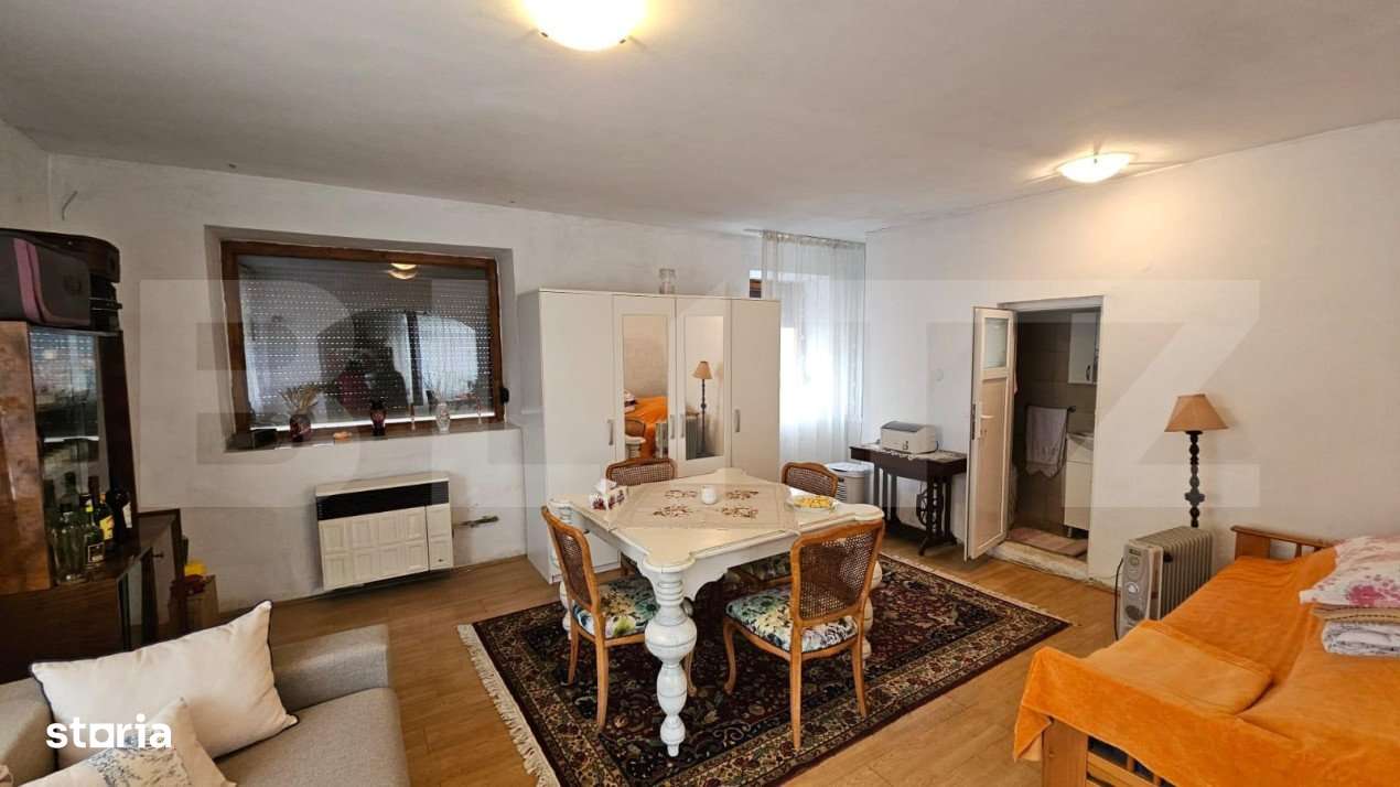 Casa Ultracentrala Aiud, 2 camere, 105mp, curte 423 m, Pretabil SP Com - Imagine principală: 2/12