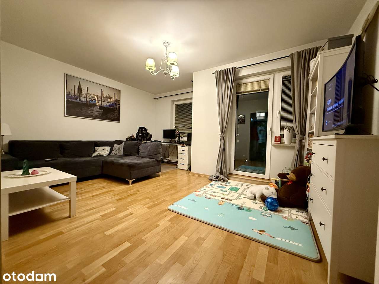 Dwupokojowe mieszkanie z dwoma balkonami! Gotowe do zamieszkania! - Pełny obrazek: 2/11