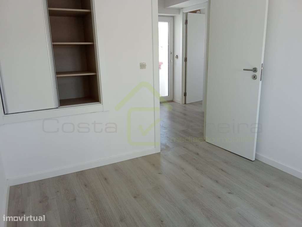 Moradia T3 Renovada com logradouro-4