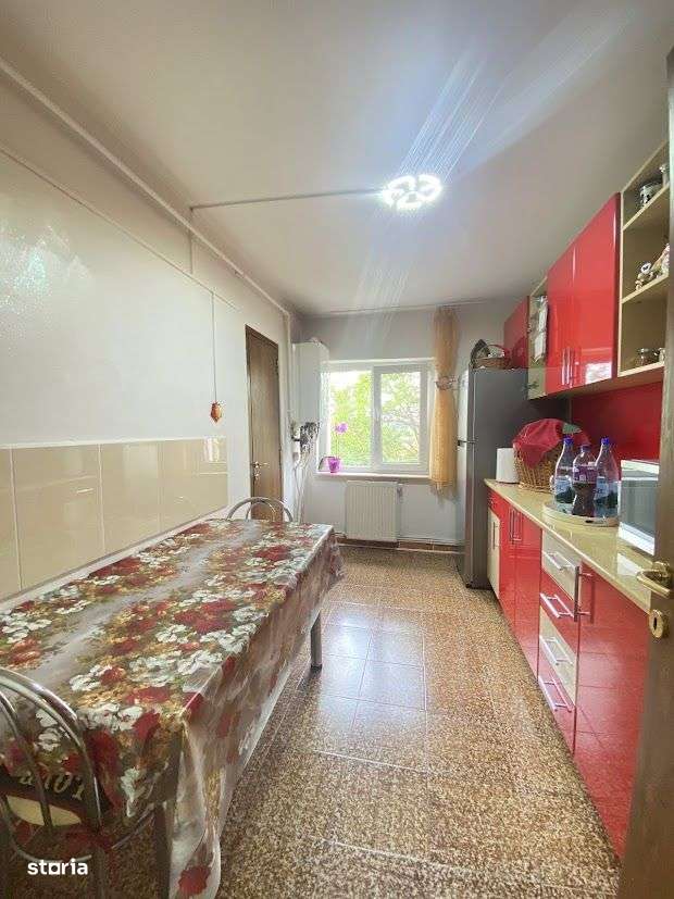 Vand ap 3 cam, Gavana, langa Spitalul Judetean, 81 mp, 110000 euro-10