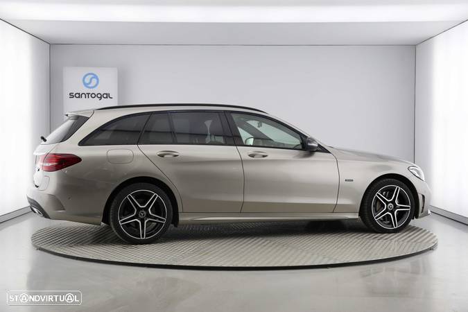 Mercedes-Benz C 300 de AMG Line - 6