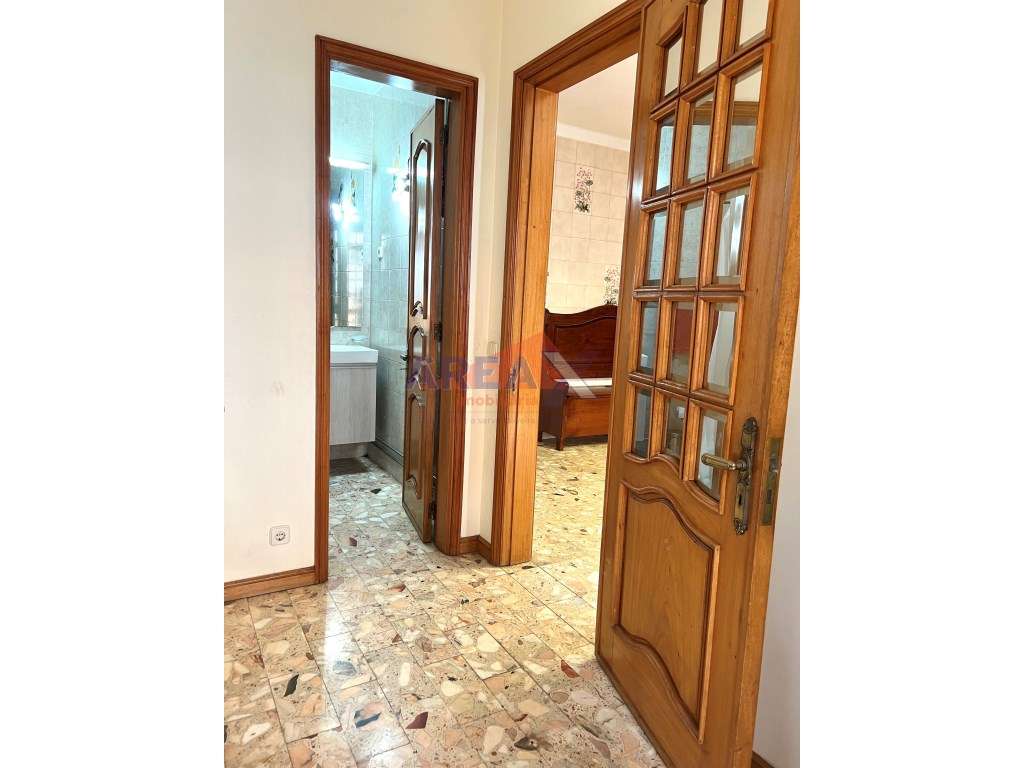 MORADIA BI-FAMILIAR-47