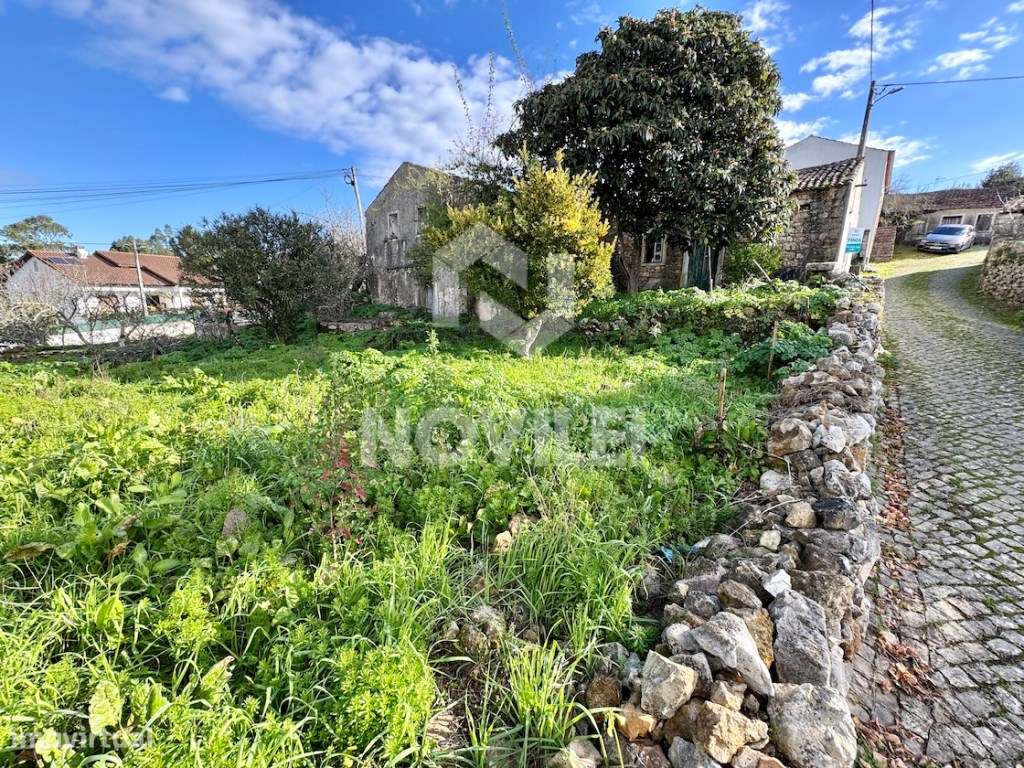 Moradia Isolada para recuperar, junto ao centro de Ansião. - Grande imagem: 5/20