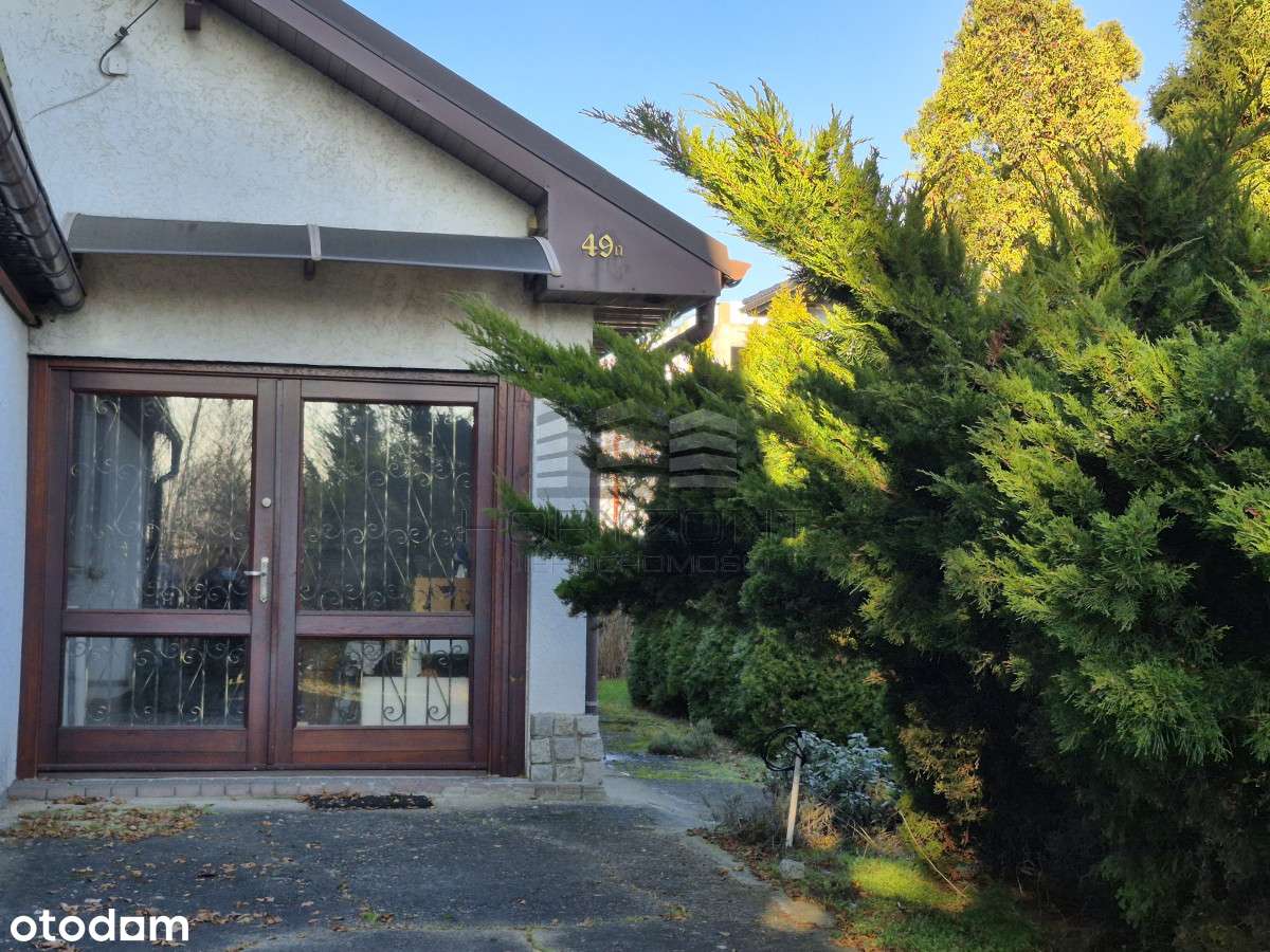 Domek z ogrodem nieopodal lasu-10