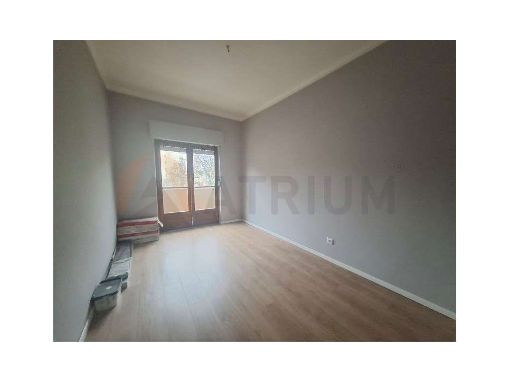 T2 Remodelado no Bairro do Liceu - Setúbal - Grande imagem: 2/17