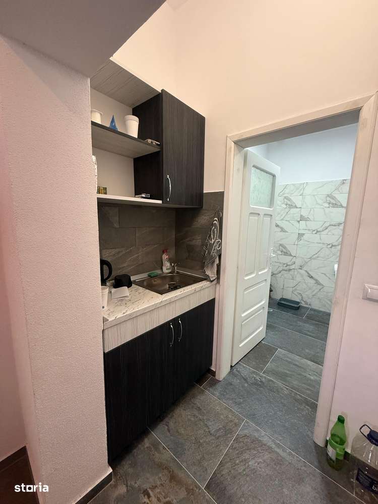 Garsonieră la casă în centru-6