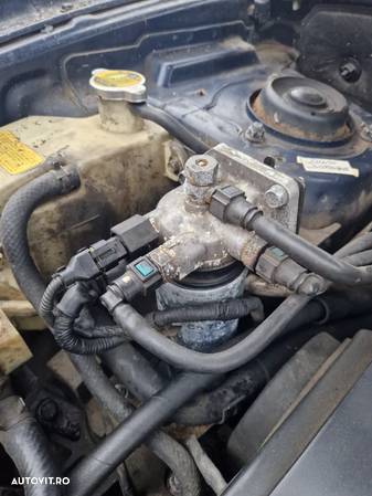 Dezmembram Hyundai Santa Fe 2.0 diesel 2004 - 20