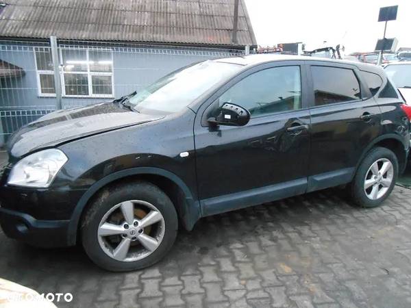 Nissan Qashqai J10 2.0D 4WD 2008 r. na części - 1