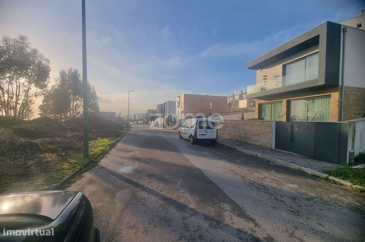 Terreno para construção. - Grande imagem: 4/8