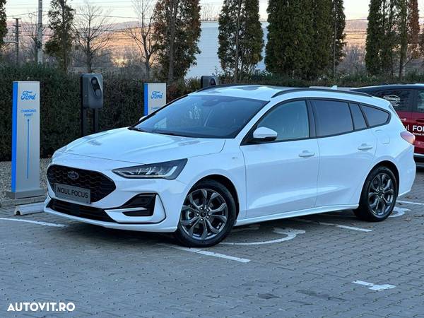 Ford Focus 1.0 EcoBoost MHEV ST-Line X - 3