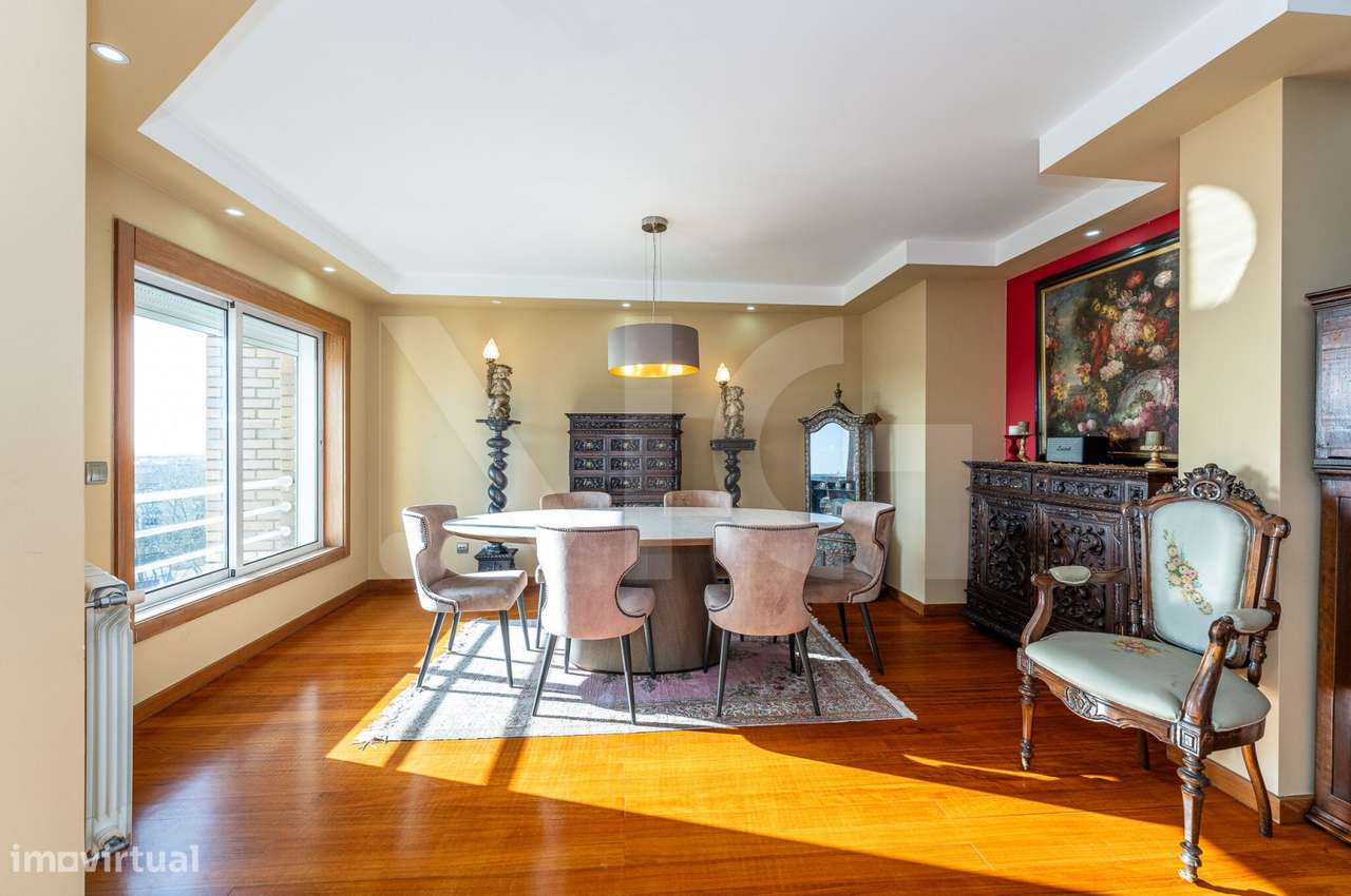 T3 Centro Matosinhos,Condomínio fechado,com varandas, garagem,arrumos-11