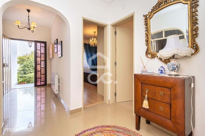 Moradia Isolada T8 em terreno de 1000 m2 em Belverde-21
