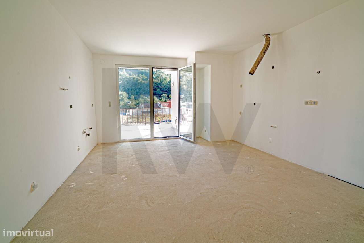 Moradia Isolada T4 em Cabeço de Montachique - Loures-9