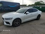 Volvo S60 T5 Momentum Pro - 2