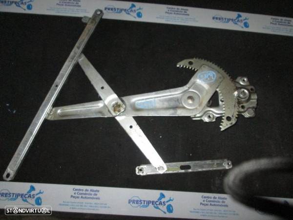 Elevador Manual REF0299 TOYOTA DYNA 1989 FD TOYOTA DYNA 150 1989 2.8D 85CV 2P BRANCO FDRT - 2