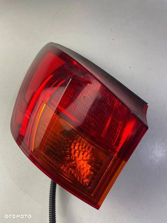 Lampa tył tylna Lewa Lexus IS250 Sedan 06-13 - 7