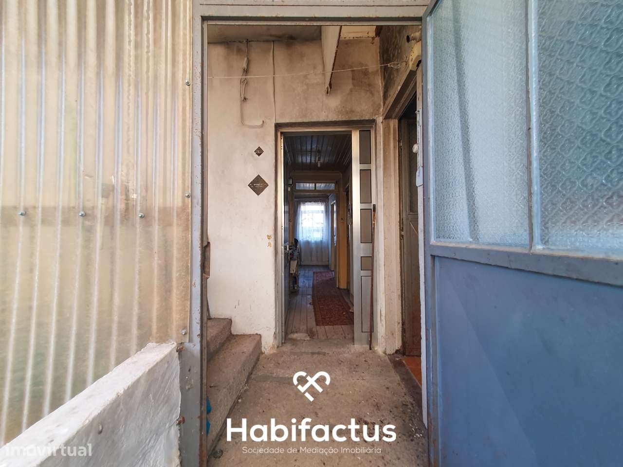 Moradia T3 à venda para Renovação em Paranhos da Beira - Seia-17