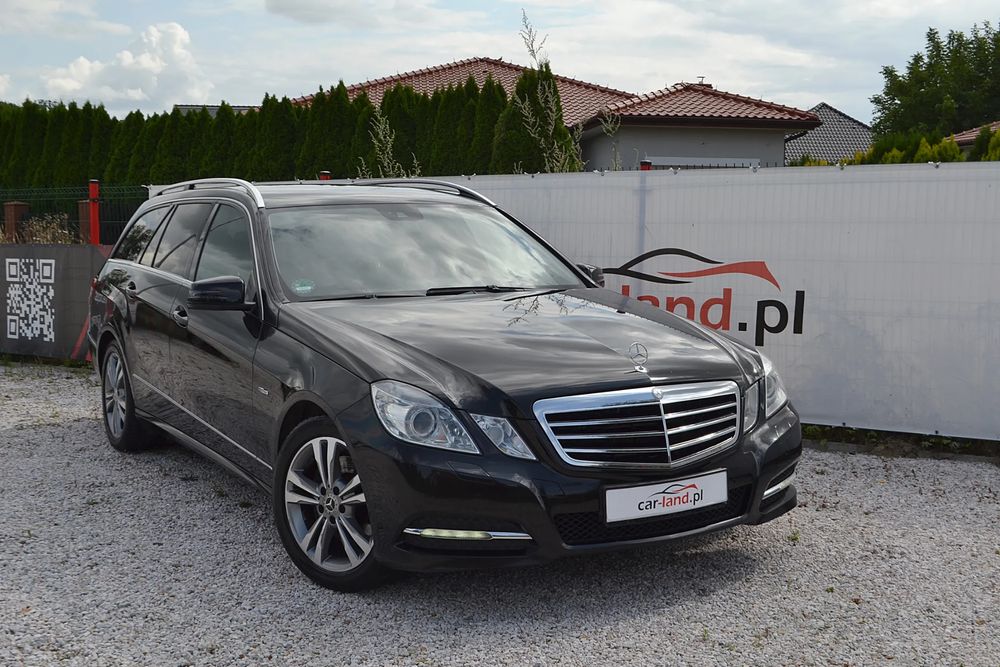 Mercedes-Benz E W212/W207 300 BlueTEC 7G-TRONIC Avantgarde 2010