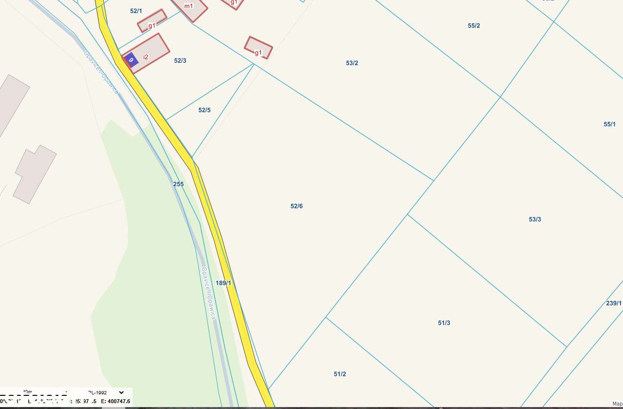 duża działka na uboczu - atrakcyjna cena!-1