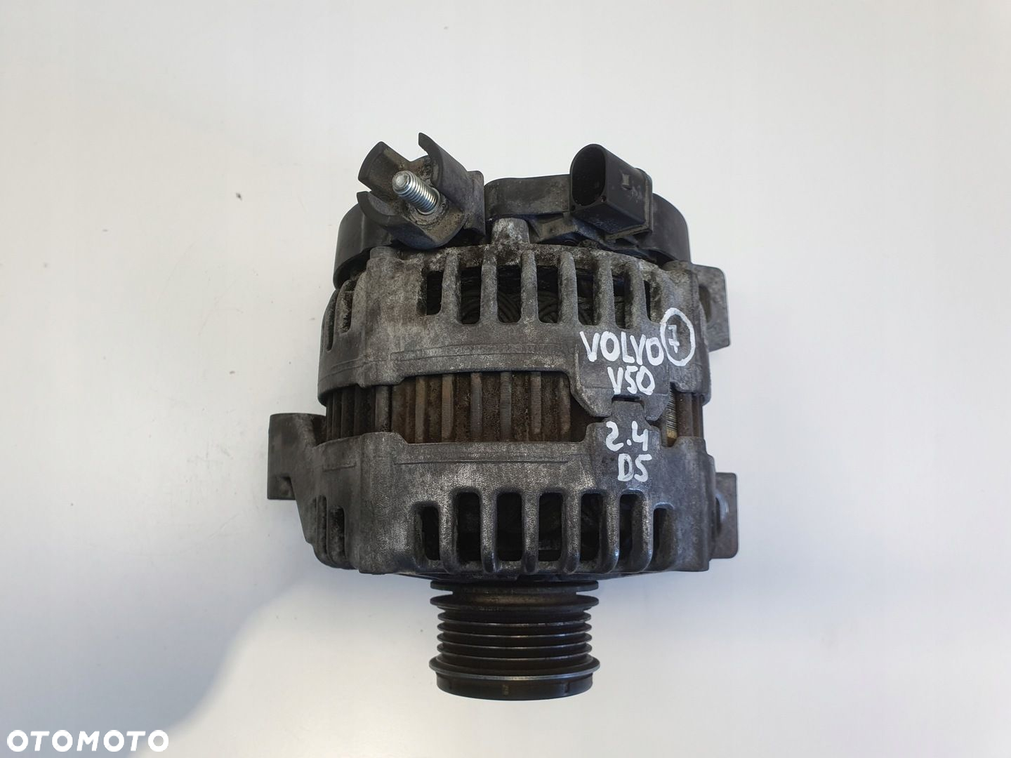 Volvo S40 II V50 2.4 D5 ALTERNATOR 0121615014 bosch 30773111 - 7