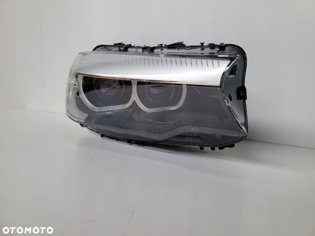 BMW 5 G30 G31 Lampa przednia LED R - 4398 - 2