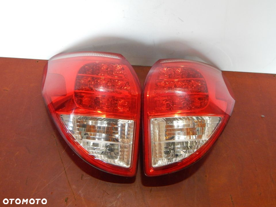 Lampa Reflektor tył Toyota RAV4 III 06-10  Łuków części - 2