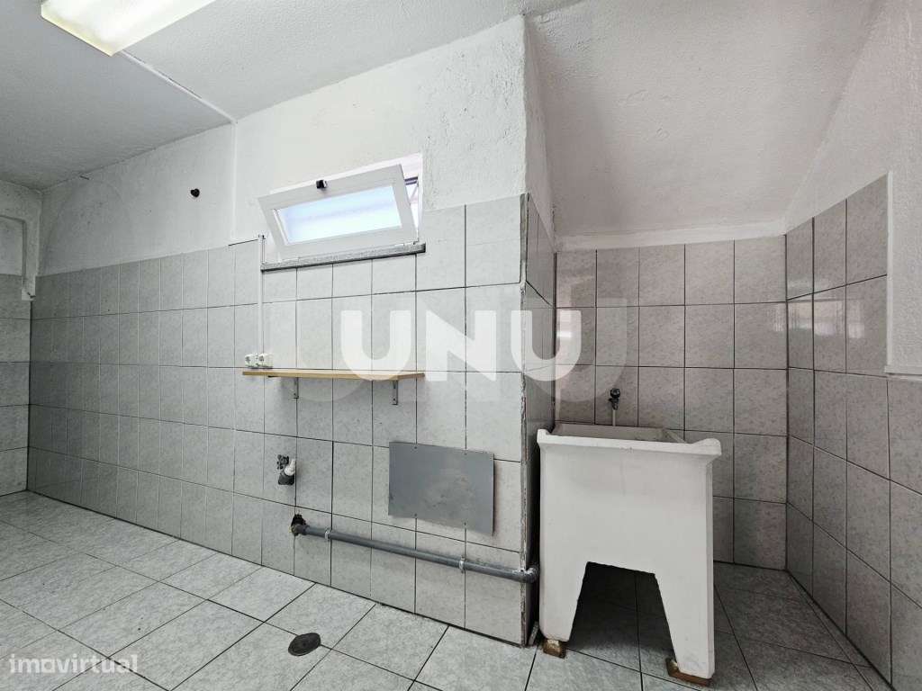 Moradia Geminada T4 - Zona Residencial-32