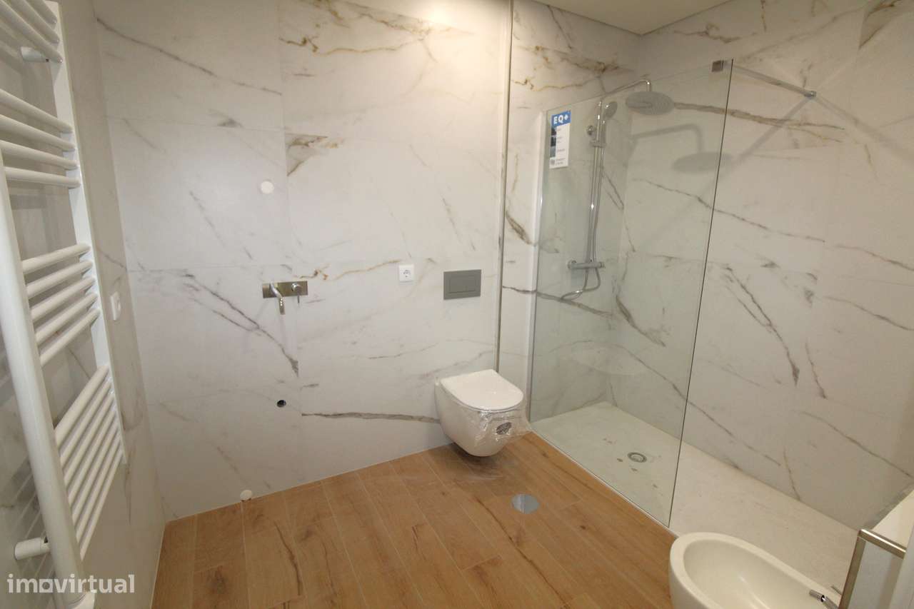 Luxuoso T3 Duplex em Viseu-17