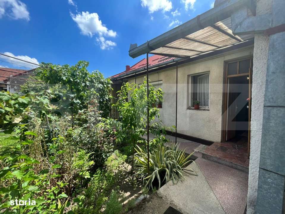 Casa cu 3 camere, 161 mp, cu curte comuna, zona-ultracentral - Imagine principală: 2/10