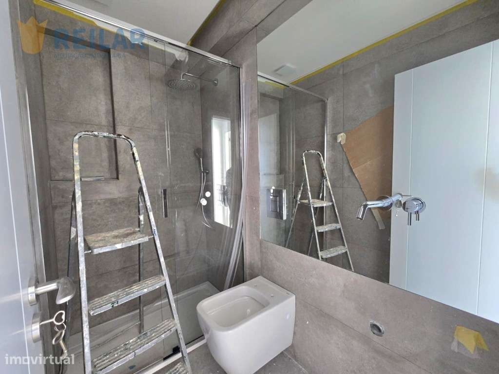 Santa Iria da Azóia - T3 Remodelado-19