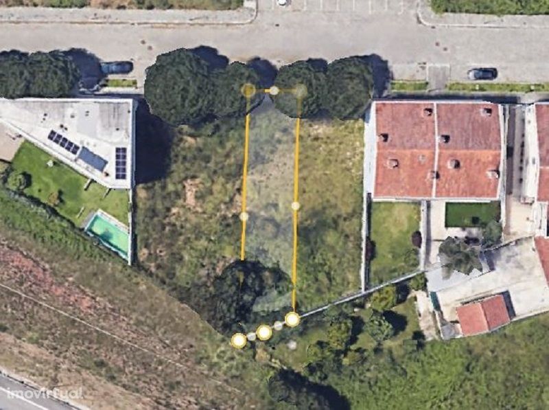 Terreno para construção de Moradia