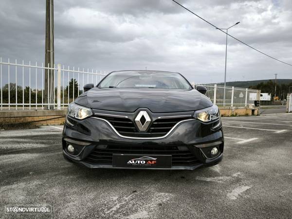 Renault Mégane 1.5 Blue dCi Intens EDC - 2