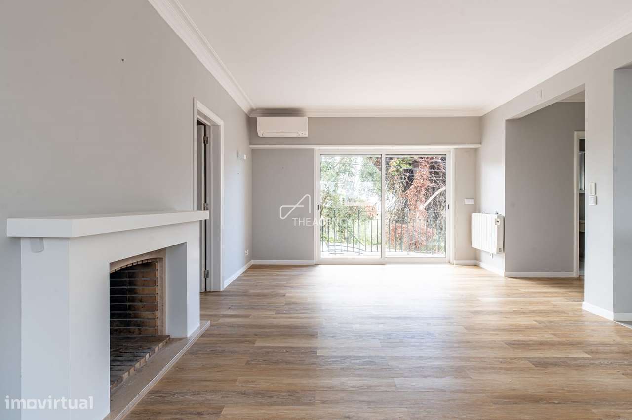 Conforto Renovado em Cascais: Apartamento T2 Exclusivo com Piscina, Pe - Grande imagem: 2/41