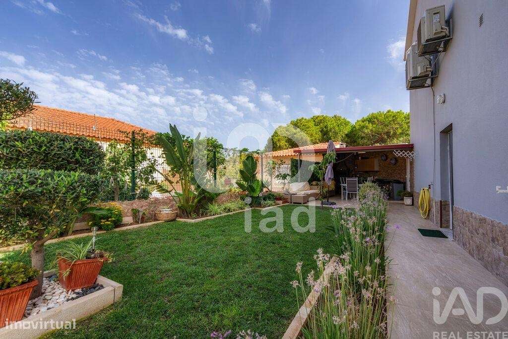 Casa / Villa T5 em Quarteira de 277,00 m2 - Grande imagem: 4/27